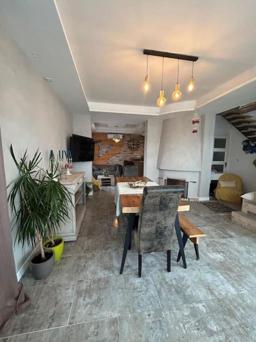 Comme A La Maison นาร์บอนน์ ภายนอก รูปภาพ