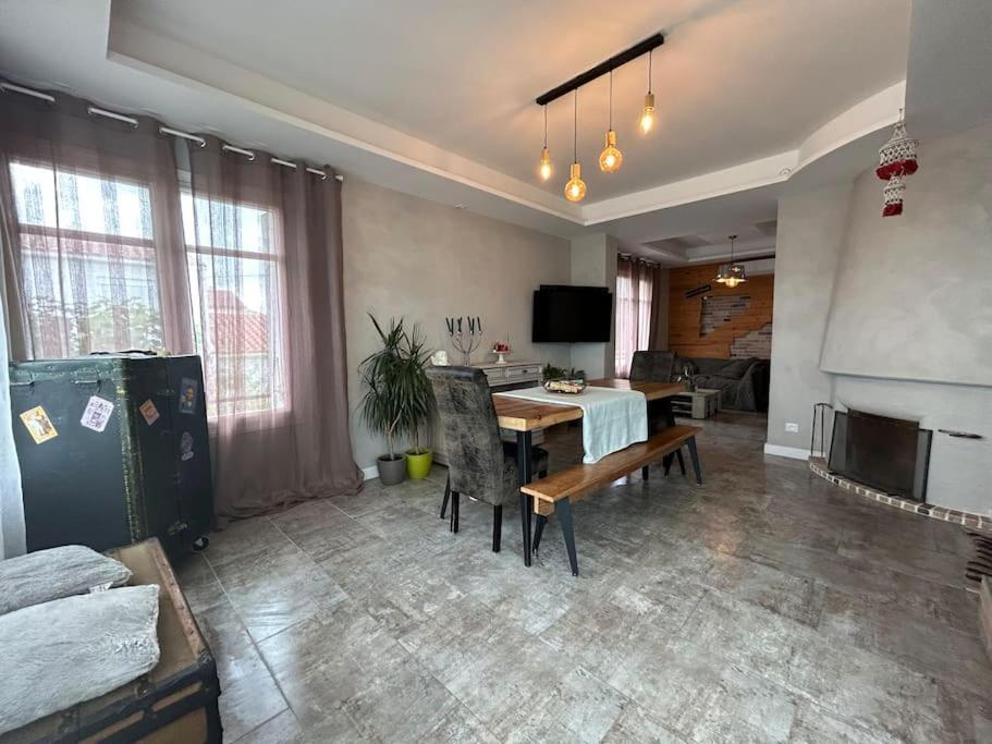 Comme A La Maison นาร์บอนน์ ภายนอก รูปภาพ